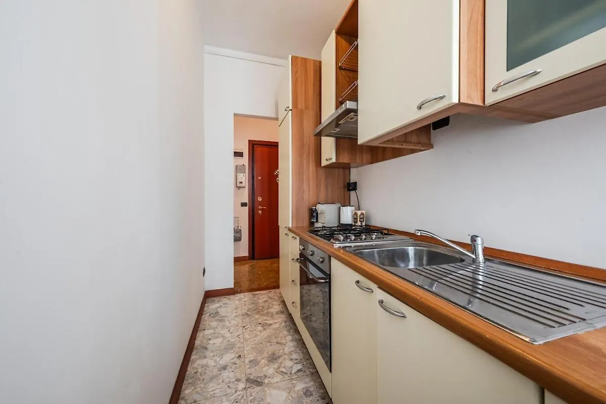 Casa Garibaldi 5 Minutes From The Subway - Wifi Apartment Milan